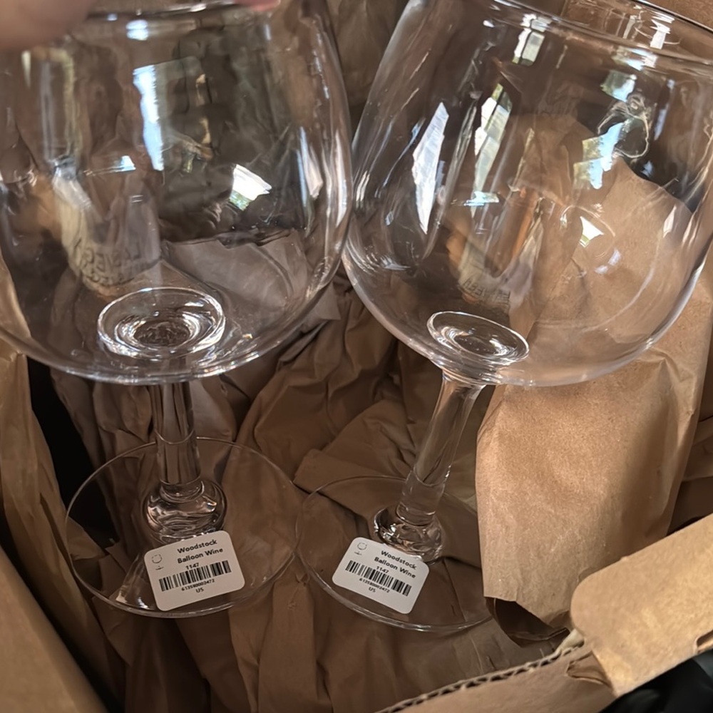 Simon Pearce Woodstock Balloon Wine Glasses (2)